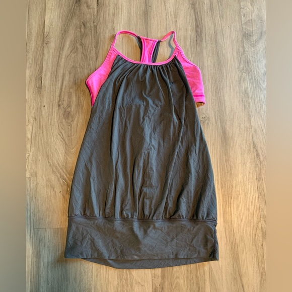 Lululemon No Limit Tank. Coal/pink - Picture 4 of 6